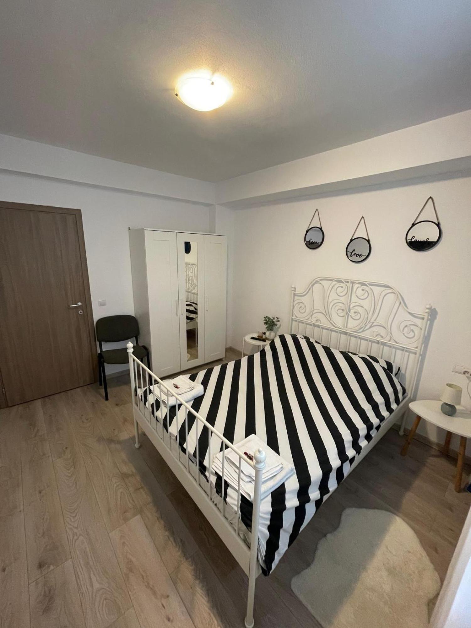 Roxi'S Apartment 시비우 외부 사진